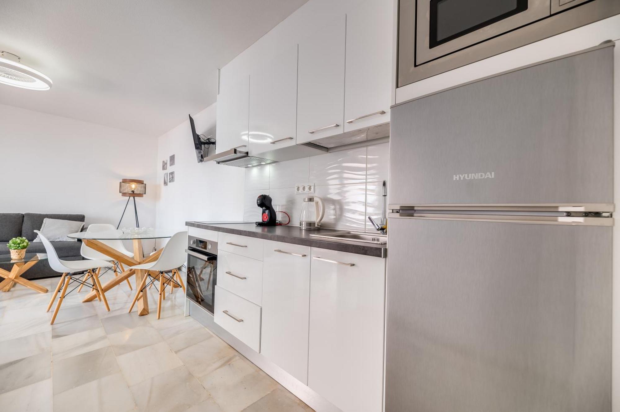 Apartamento Con Amplio Porche Y Bbq Benalmadena Exterior photo
