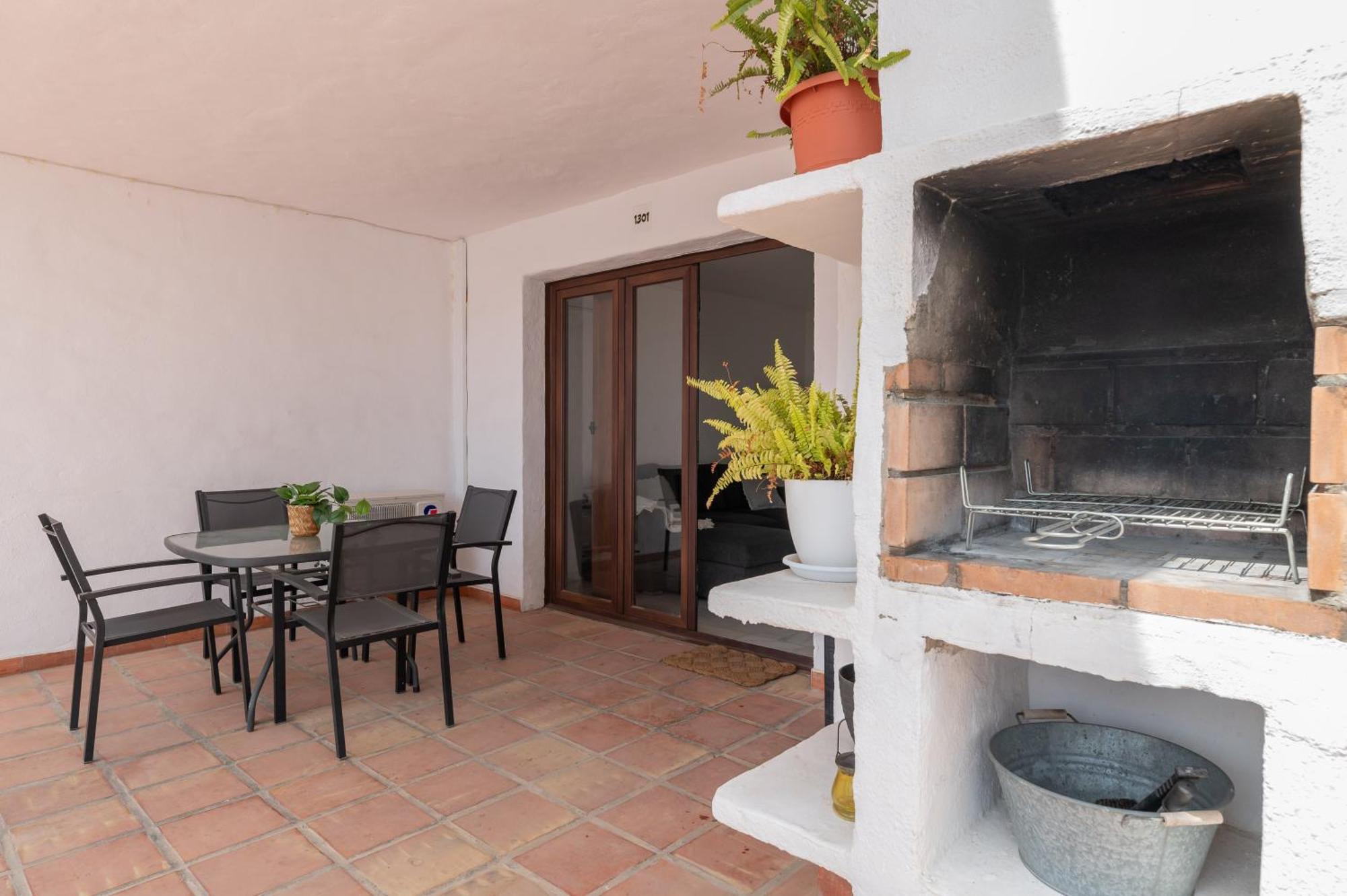 Apartamento Con Amplio Porche Y Bbq Benalmadena Exterior photo